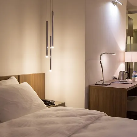 Tn&co Exclusive Cip And Primeclass (adults Only) ホテル 3*