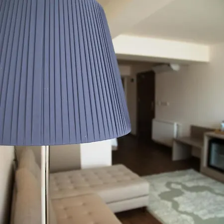 Tn&co Exclusive Cip And Primeclass (adults Only) 3*