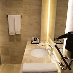 Tn&co Exclusive Cip And Primeclass (adults Only) 3*