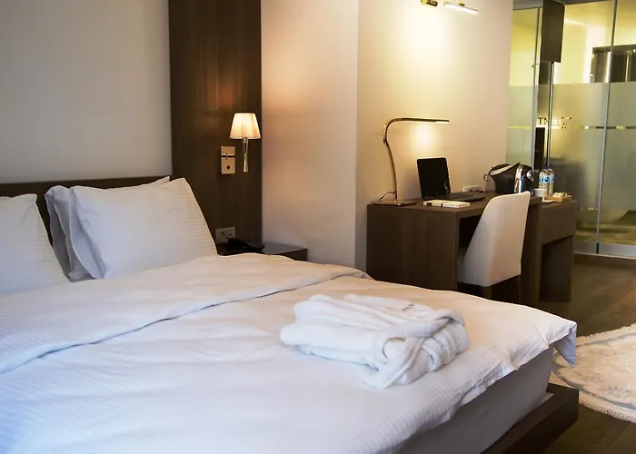 Tn&co Exclusive Cip And Primeclass (adults Only) 호텔