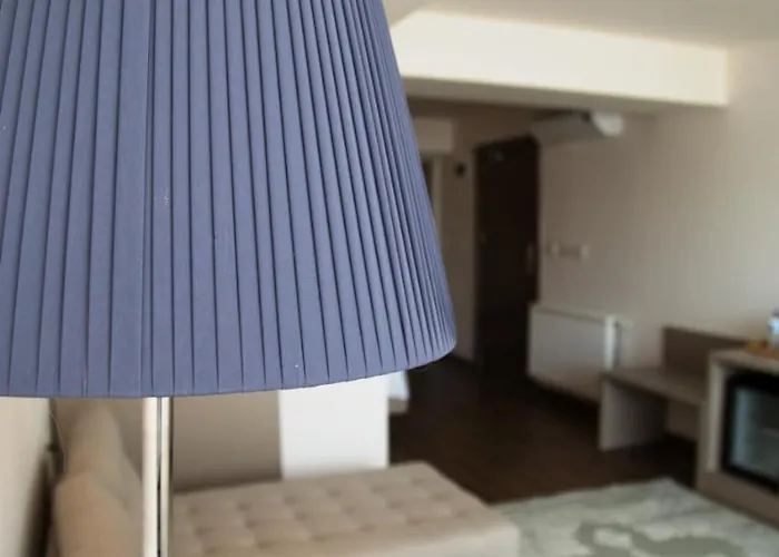 Tn&co Exclusive Cip And Primeclass (adults Only) 3*